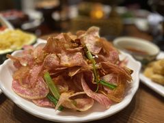 -老滇山寨•云南特色菜•地方菜•民族风情歌舞表演(金碧店)