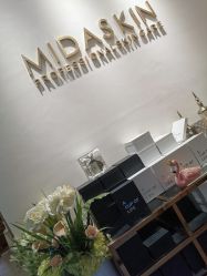 -MIDA蜜哒•科技逆龄美肤连锁