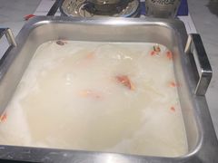 -尚尚仙·酸汤猪手·猪肚鸡火锅(华联万柳购物中心店)