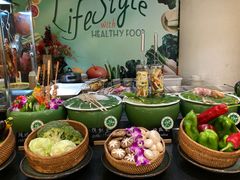 -亮马河饭店翠雅咖啡厅