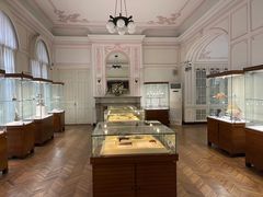 -上海市工艺美术博物馆