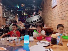 -1886德国汽车餐厅(外滩十六铺码头店)