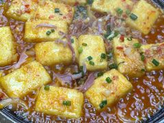 -云海肴·汽锅鸡·云南菜(天山百盛优客店)