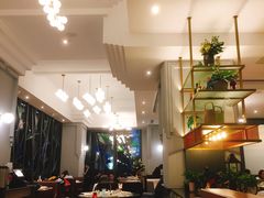 -港丽餐厅(高德置地店)