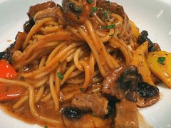 -马克西姆俄罗斯餐厅(通亚街店)