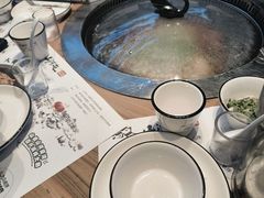 -山河屯铁锅炖·非遗东北菜(南山店)