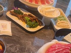 -德天肥牛海鲜火锅(城西银泰店)