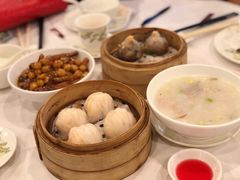 瑶柱滑鸡粥-御名苑酒家(大角咀店)