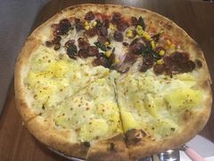 榴莲至尊双拼披萨-1861意大利餐厅(文化广场店)