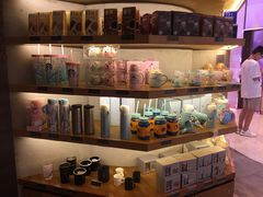 零售区-星巴克(丁香国际商业中心店)