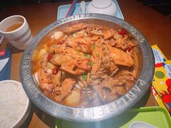 鸡翅煲-胖哥俩肉蟹煲(来福士店)