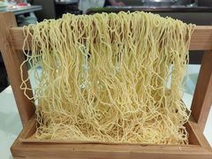 -洪氏嗨捞·广东猪肚鸡·椰子鸡火锅(西咸万象城店)