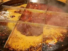 -岗上渣渣老火锅(两路口店)