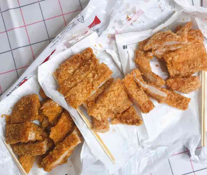 正新鸡排(东环广场店)-"去年店家刚开业的时候优惠力度很大,点了好.