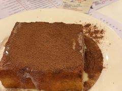 漏奶华-大哥餐厅(西城花园店)