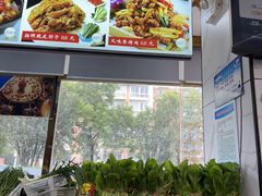 -金沙滩海鲜餐厅·海肠捞饭·手工水饺(梅江龙水园店)