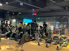 -VLines耀能运动24小时·月付制健身(京广桥店)
