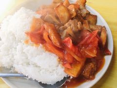 番茄牛腩盖饭-聚发号清真菜馆