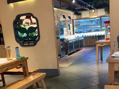 大堂-绿草地·湘菜(喜盈门店)