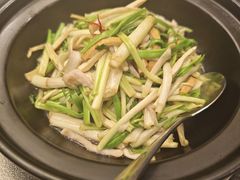 -唔哩赞·崇明私藏菜(建国西路店)