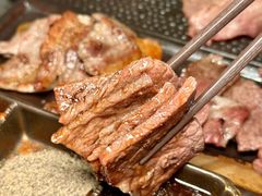 -铭牛烧肉·和牛海鲜自助(高新月牙湖店)
