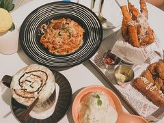 -露露家咖啡店