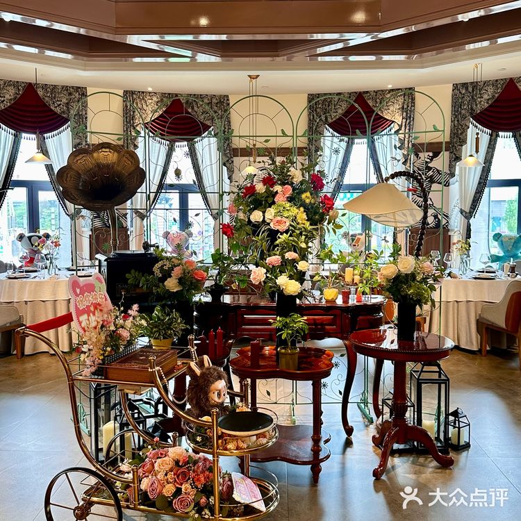 哈尔滨📍来这家餐厅过生日 可太高级啦~