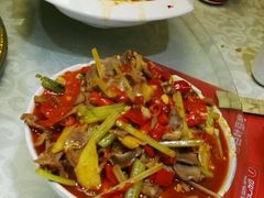 -独一佳老胡湘菜馆(矿山路店)