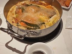 -七欣天香辣蟹火锅(闵行浦江欢乐颂店)