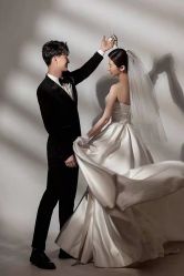 -雪中彩影婚纱摄影·微光艺术中心