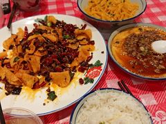-荆九爷爆炒桥头三嫩(云南北路店)