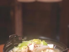 蔬菜鸡肉锅-鸟鸣门屋台料理(金帝银泰店)