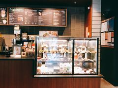 -星巴克(广州南站A18检票口楼上)