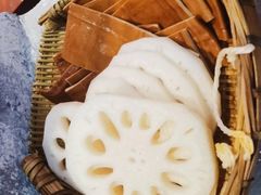 -四小区火锅·巷子里的重庆火锅(花照壁店)