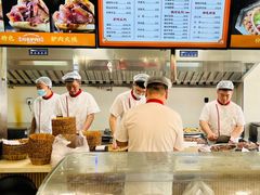 -闫家驴肉老店(华电一校店)