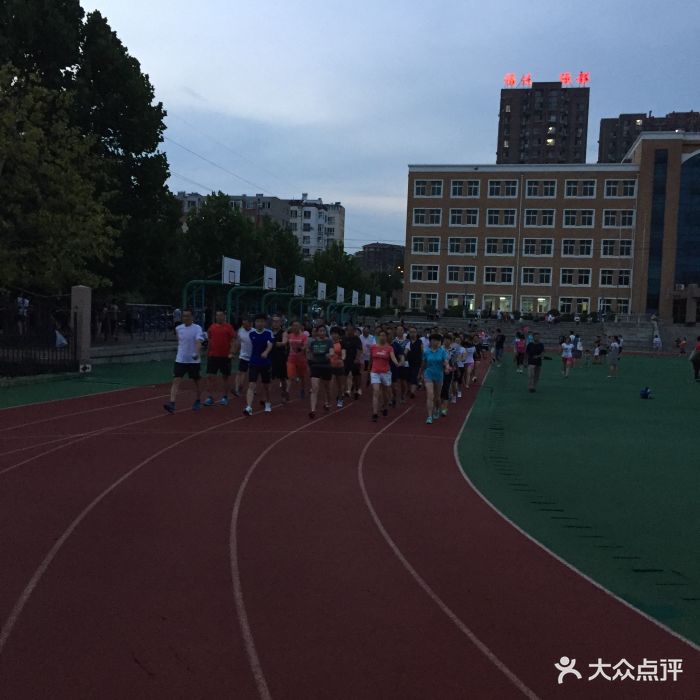 76中学图片 第4张