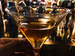 -Whisper Bar 