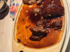 -八府香鸭·啫啫煲(华山路店)