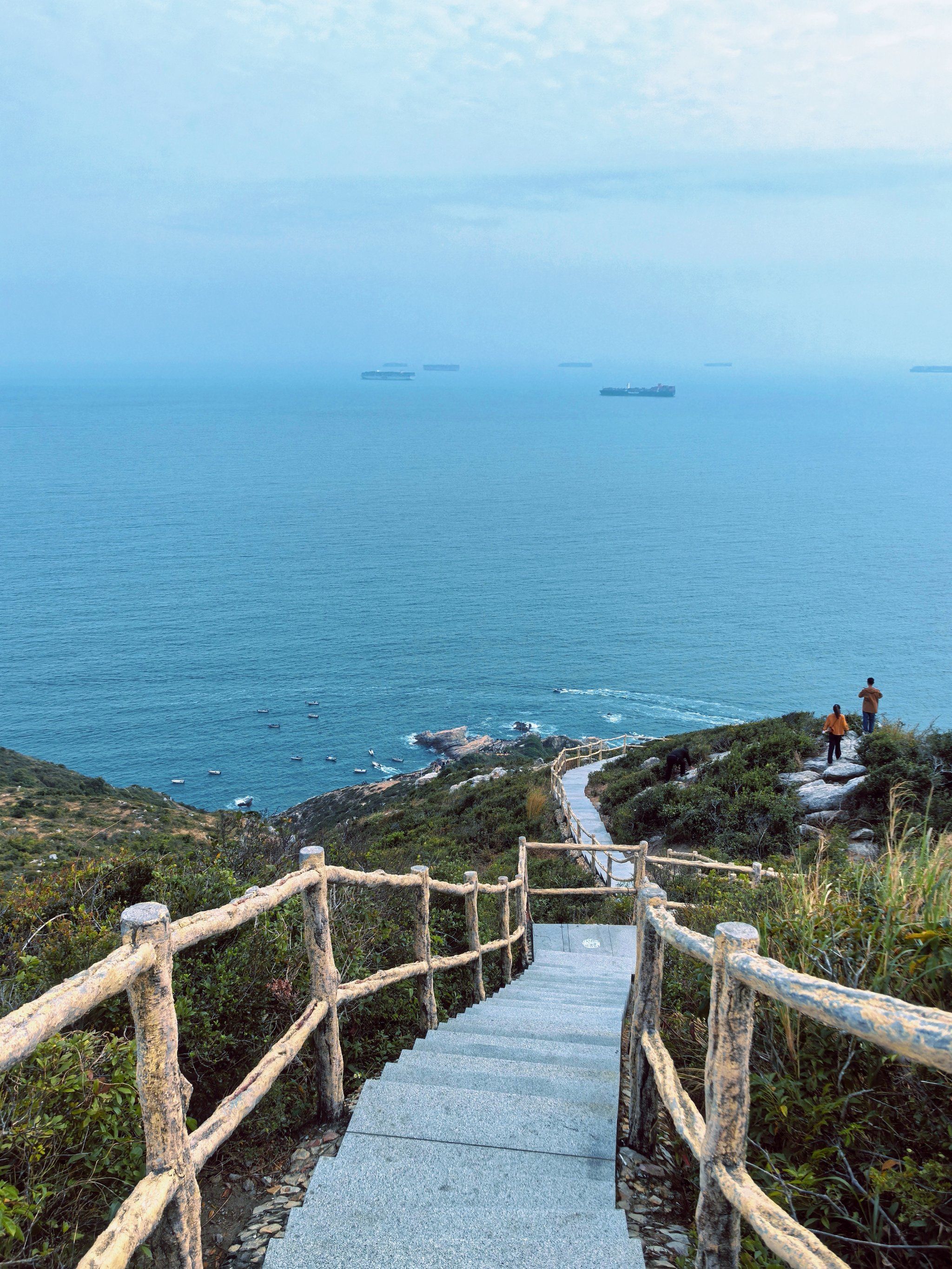 深圳天文台,国家地理认证的最美海岸线之一