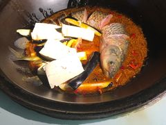 -鱼窝棚柴火铁锅炖(富山屯店)