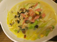 -宝燕海货工场(长江国际店)