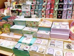 -猫的天空之城概念书店(杭州南宋御街店)