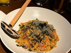 和牛炒饭配泡菜及蔬菜-Aqua