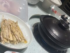 -烹然四季椰子鸡火锅(团结湖总店)