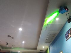 -迈秀量贩KTV(飞航广场店)