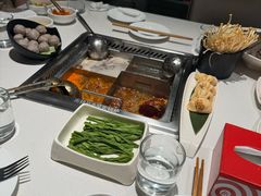 -海底捞火锅(长宁路龙之梦店)