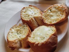 奶酪蒜面包-老井俄式餐厅