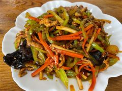 -牛八宝桂林米粉(八里庄店)