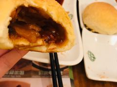 酥皮焗叉烧包-添好运点心专门店(深水埗店)