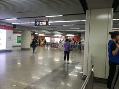 -盈丰路(地铁站)